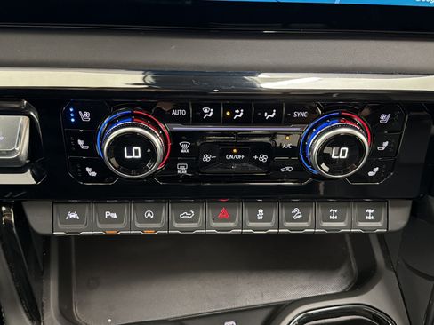 Used 2024 GMC Sierra 1500 AT4X AWD/4WD image 24