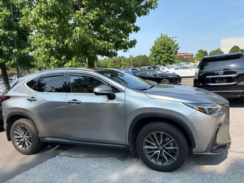 Certified 2025 Lexus NX 350 AWD w/ Accessory Package (2T) image 11