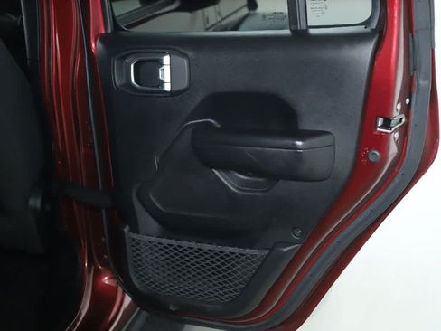 Used 2021 Jeep Wrangler Unlimited Sport AWD/4WD image 31