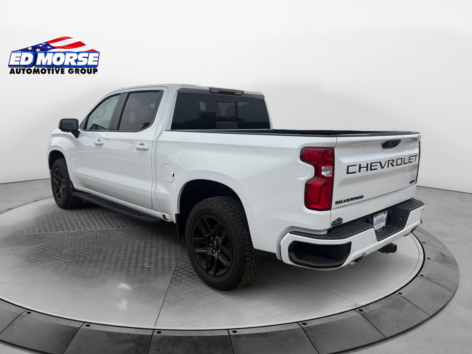 New 2026 Chevrolet Silverado 1500 RST AWD/4WD image 3