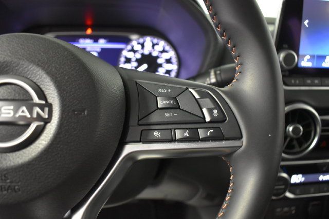 Certified 2025 Nissan Sentra SR FWD image 16