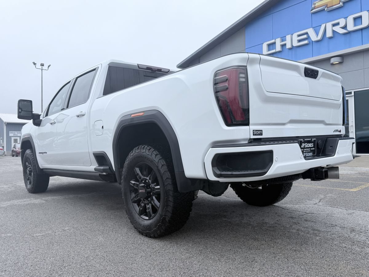 Used 2024 GMC Sierra 2500 AT4 w/ Max Trailering Package AWD/4WD image 5