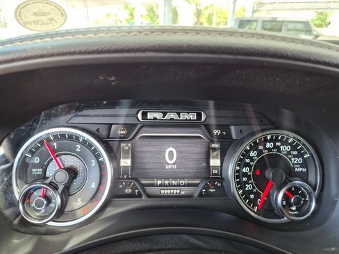 Used 2021 RAM 2500 Laramie AWD/4WD image 9