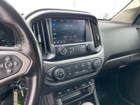 Used 2022 Chevrolet Colorado LT w/ Fleet Safety Package RWD image 15