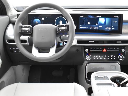 New 2026 Hyundai Ioniq 9 SEL image 18