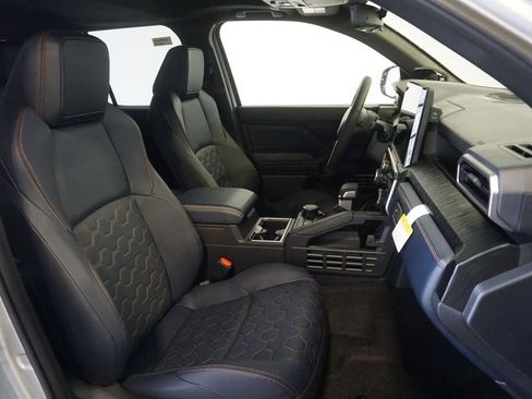 New 2026 Toyota 4Runner 4WD image 28