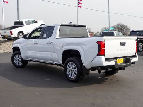 New 2026 Toyota Tacoma SR5 image 10