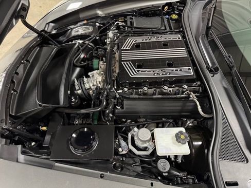 Used 2016 Chevrolet Corvette Z06 w/ 2LZ Preferred Equipment Group image 41