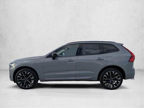 New 2026 Volvo XC60 T8 Ultra w/ Protection Package Premier image 10