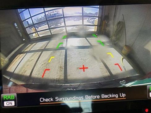 Used 2022 Subaru Forester Limited image 16