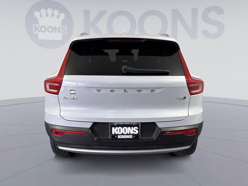 Used 2020 Volvo XC40 T5 Momentum w/ Protection Package AWD/4WD image 5