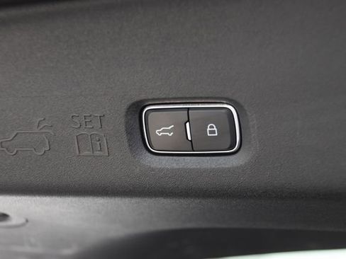 Used 2025 Ford Expedition Max Platinum AWD/4WD image 25