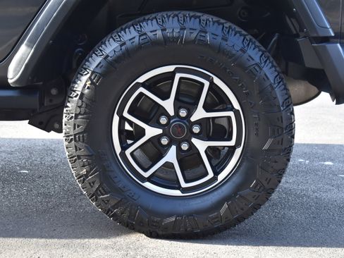Used 2024 Jeep Wrangler Rubicon image 37