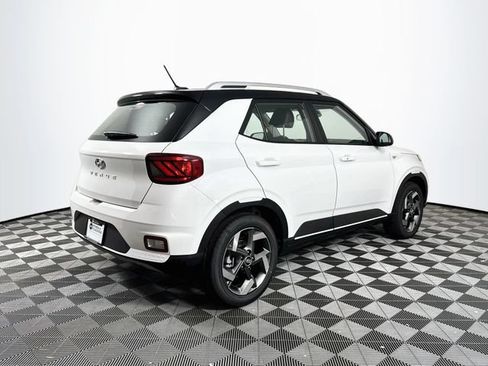 New 2026 Hyundai Venue SEL FWD image 7