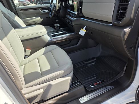 New 2026 Chevrolet Silverado 1500 LT Trail Boss w/ Convenience Package II AWD/4WD image 9