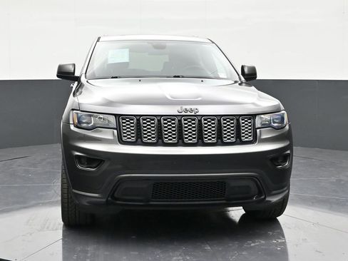 Used 2021 Jeep Grand Cherokee Laredo X image 8
