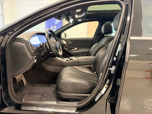 Used 2019 Mercedes-Benz S 450 Sedan image 16