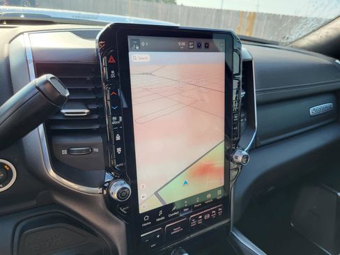 Used 2025 RAM 3500 Laramie image 22