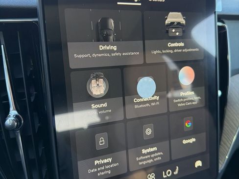 New 2026 Volvo XC60 B5 Core image 38