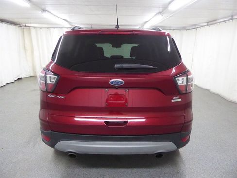 Used 2017 Ford Escape SE w/ SE Leather Comfort Package image 6