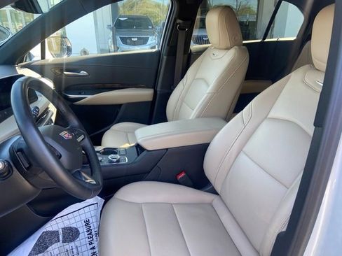Certified 2025 Cadillac XT4 Premium Luxury FWD image 13