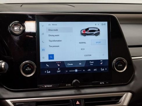 Used 2024 Lexus RX 350 FWD w/ Technology Package image 16