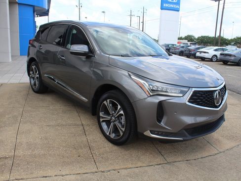 Used 2023 Acura RDX AWD w/ Advance Package image 1