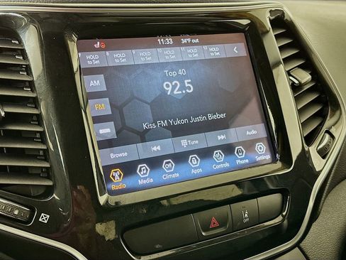 Certified 2022 Jeep Cherokee Limited image 23