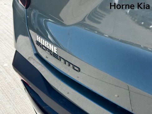 New 2026 Kia Sorento SX image 9