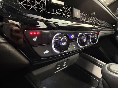 Used 2023 Honda Accord EX-L image 30