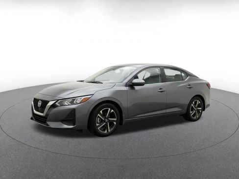 Used 2025 Nissan Sentra SV FWD image 3