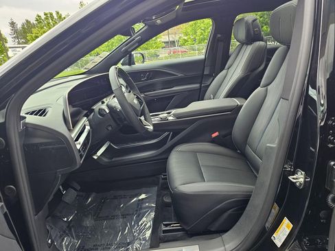 New 2026 Cadillac Lyriq Sport AWD/4WD image 20
