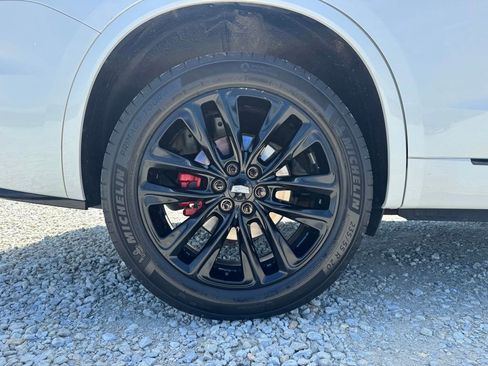 Certified 2023 Cadillac XT6 Sport w/ LPO, Onyx Lite Package AWD/4WD image 17