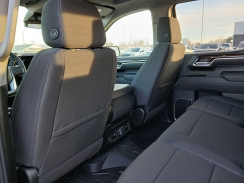 New 2026 GMC Sierra 1500 SLE image 13