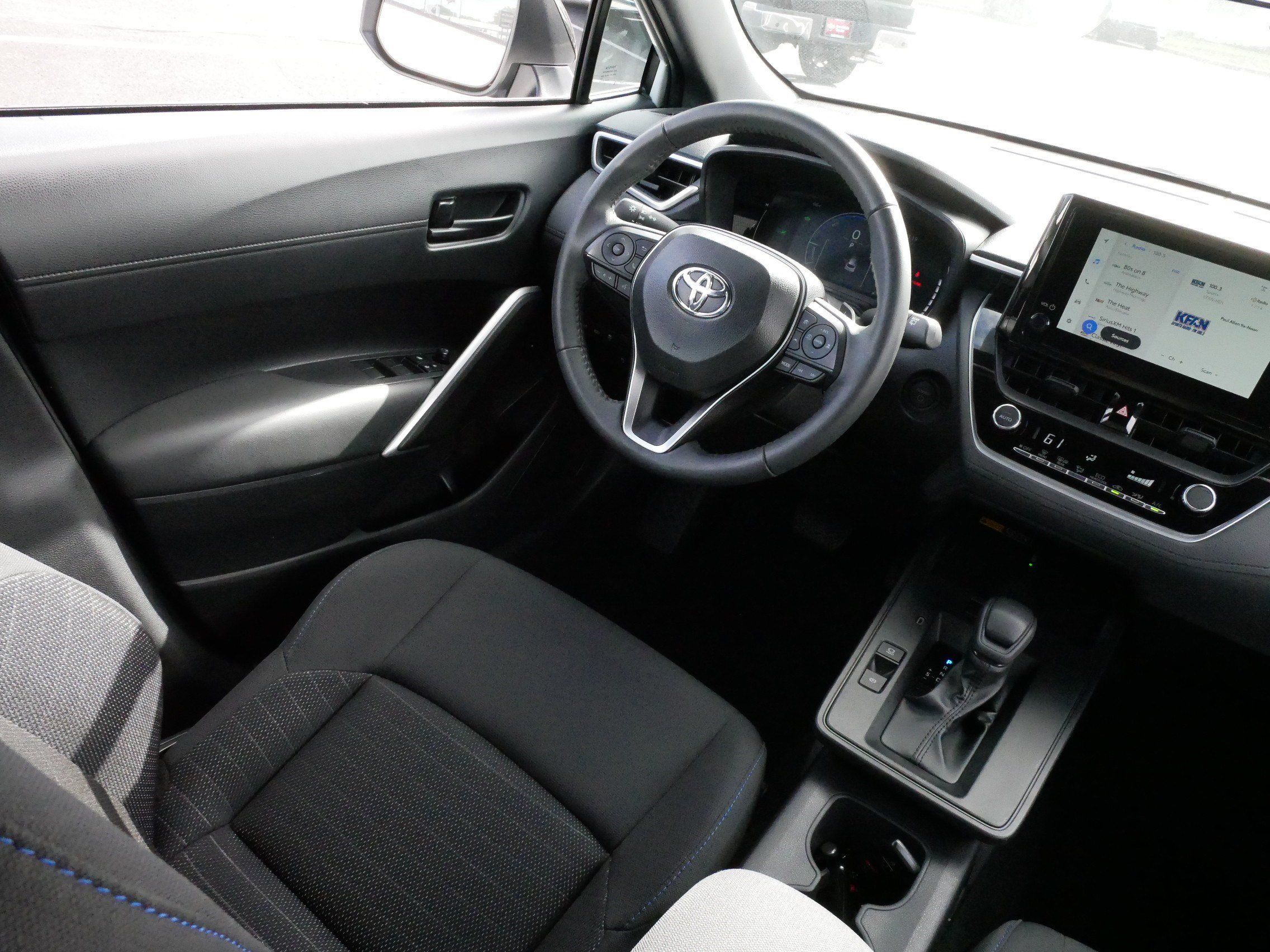 Used 2026 Toyota Corolla Cross AWD Hybrid image 9