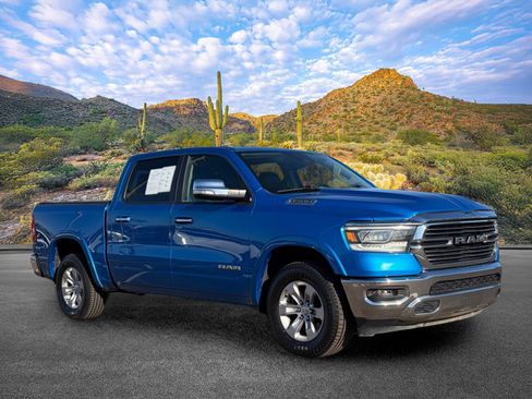 Used 2022 RAM 1500 Laramie AWD/4WD image 2
