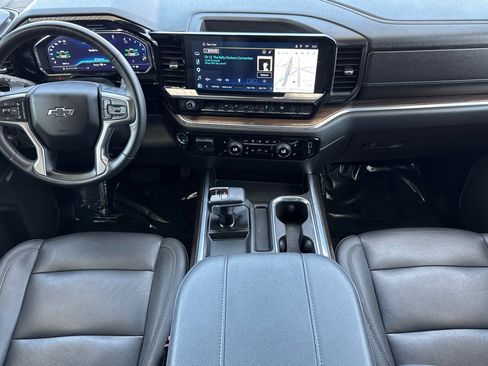 Used 2023 Chevrolet Silverado 1500 RST w/ Convenience Package II RWD image 16
