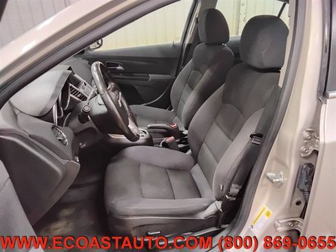 Used 2013 Chevrolet Cruze Eco FWD image 10