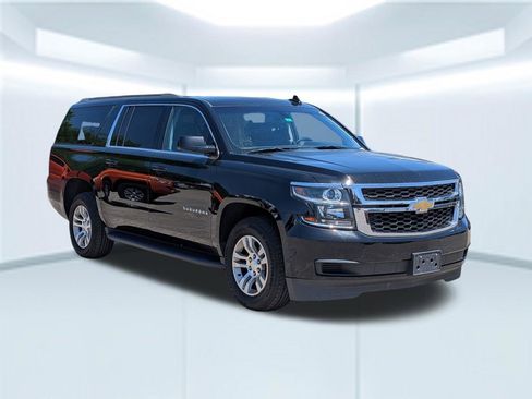 Used 2017 Chevrolet Suburban LS w/ Max Trailering Package AWD/4WD image 8