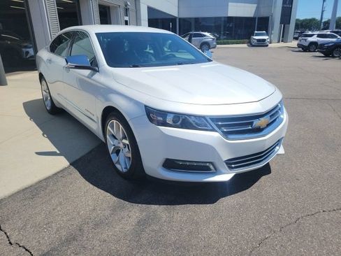 Used 2016 Chevrolet Impala LTZ FWD image 8