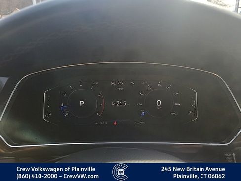 Certified 2021 Volkswagen Tiguan SEL Premium R-Line image 5