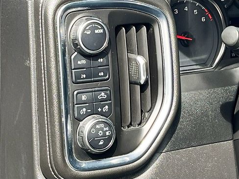 Used 2022 Chevrolet Silverado 1500 RST w/ Texas Edition Plus AWD/4WD image 10