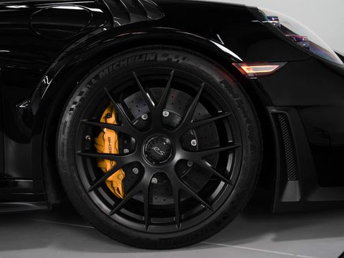Used 2019 Porsche 911 GT2 RS RWD image 31