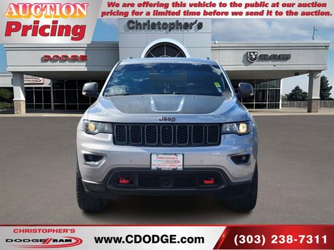 Used 2018 Jeep Grand Cherokee Trailhawk image 8