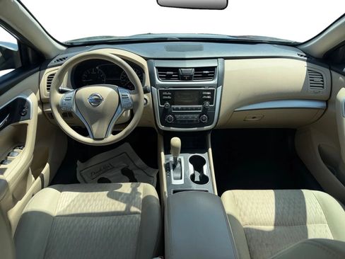 Used 2016 Nissan Altima 2.5 S w/ Power Driver Seat Package FWD image 12