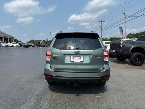 Used 2017 Subaru Forester 2.5i Limited AWD/4WD image 5