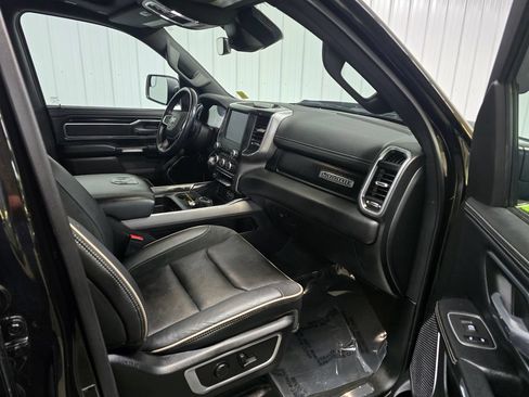 Used 2022 RAM 1500 Laramie w/ Sport Appearance Package AWD/4WD image 23