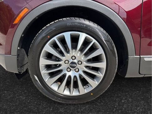 Used 2018 Lincoln MKC Reserve w/ Lincoln MKC Climate Package FWD image 13