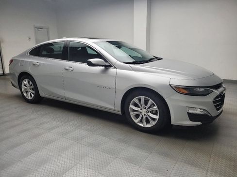Used 2020 Chevrolet Malibu LT FWD image 11