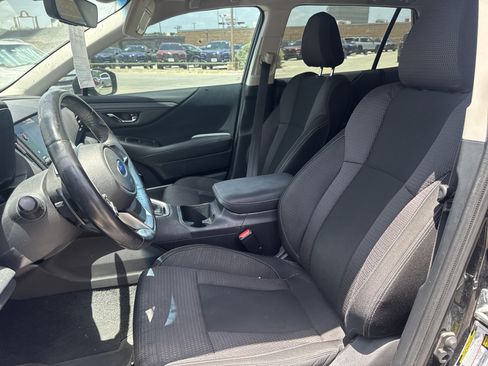 Certified 2022 Subaru Outback Premium AWD/4WD image 10
